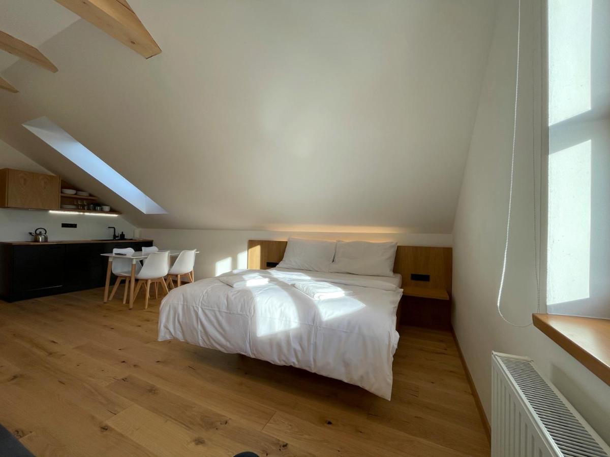 Apartmany Hacienda Boží Dar Buitenkant foto