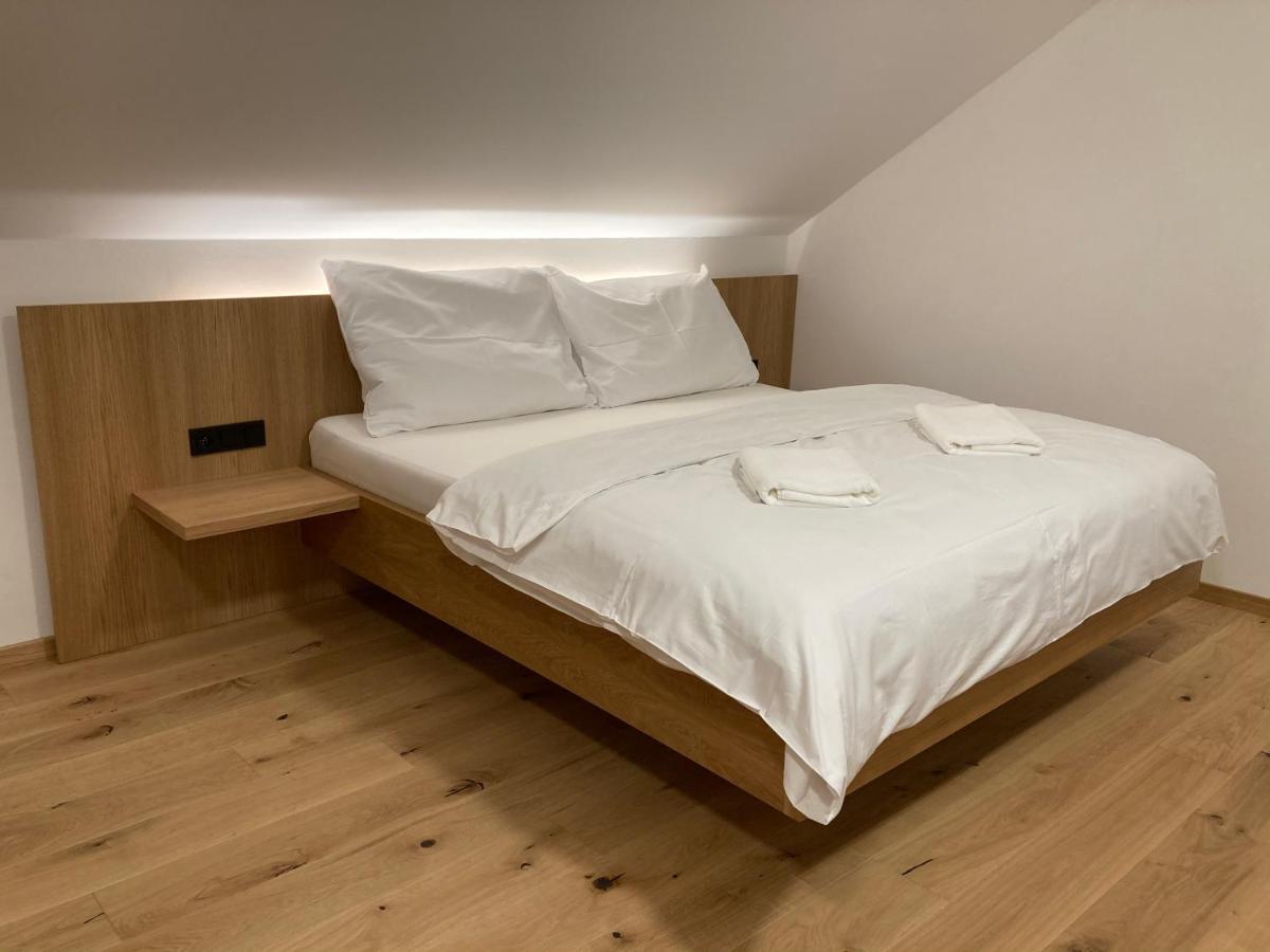 Apartmany Hacienda Boží Dar Buitenkant foto