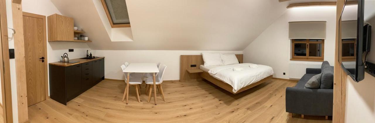 Apartmany Hacienda Boží Dar Buitenkant foto